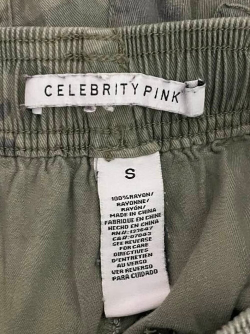 Celebrity Pink Green Camouflage Utility Joggers Size Small - Picture 8 of 11